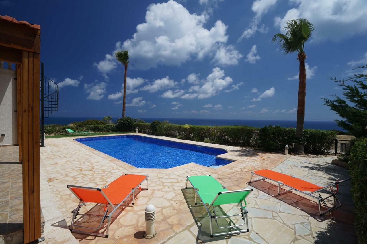 Unforgettable Family Escape - Cliffside Villa With Panoramic Sea Views And Kid-Friendly Private Pool Пісурі Екстер'єр фото